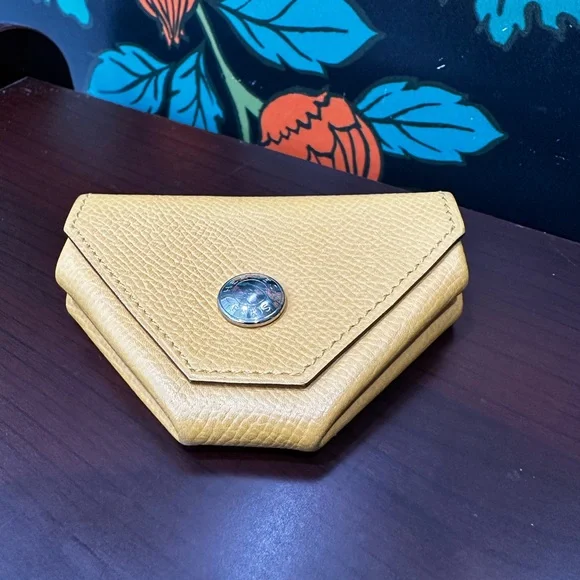 Hermès Le Quatre Epsom Coin Purse – Golden Amber Yellow - Picture 6 of 11